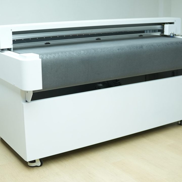 ZhiTu ZT1660 Auto-Feeding Flatbed Cutter
